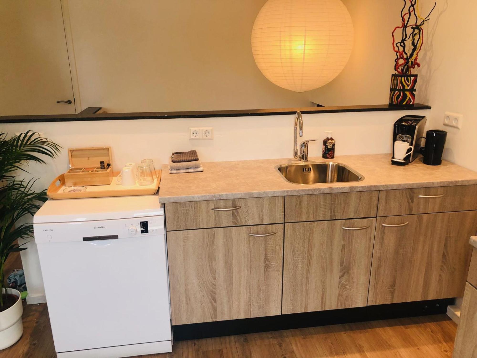 City Zen Apartment Enschede !Free Private Parking Exterior photo